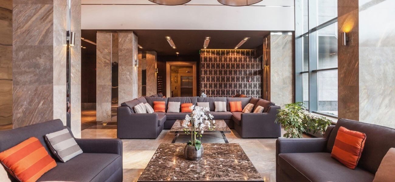 Холл житлового комплексу PecherkSKY