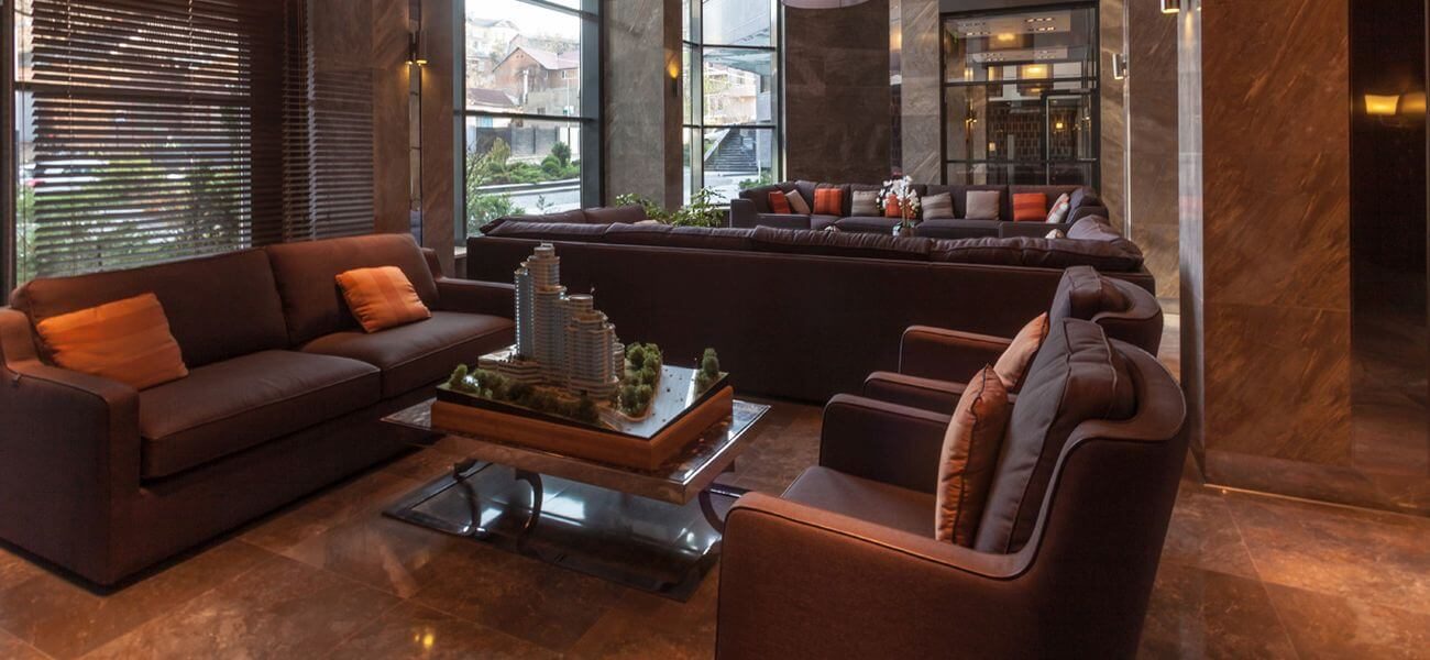 Холл житлового комплексу PecherkSKY