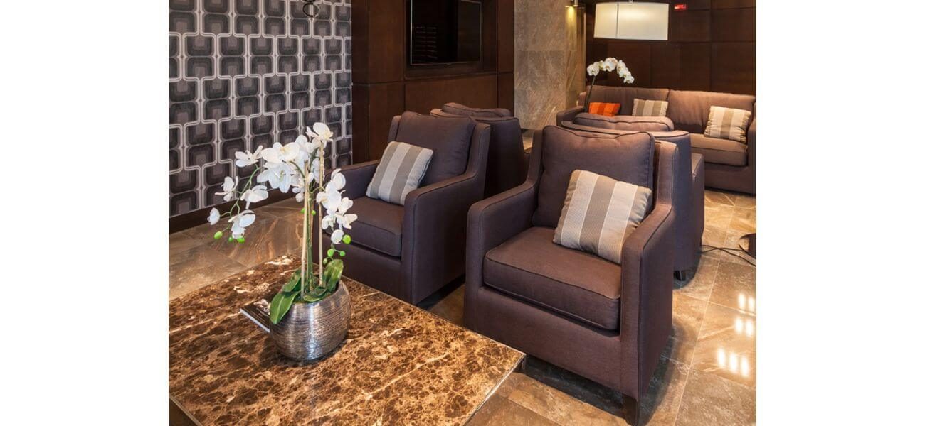 Холл житлового комплексу PecherkSKY